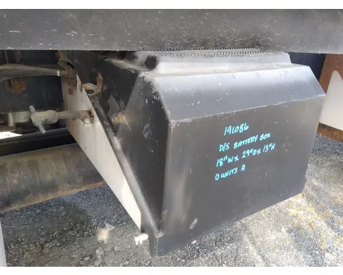INTERNATIONAL 9400I BATTERY BOX