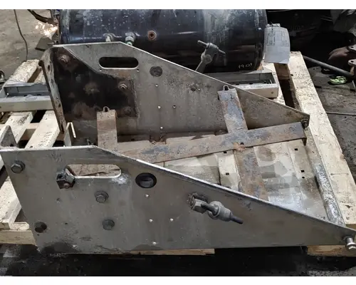 INTERNATIONAL 9400I Battery Box