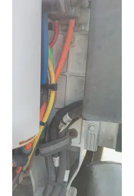 INTERNATIONAL 9400I CAB MOUNT,BRACKET