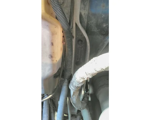 INTERNATIONAL 9400I CAB MOUNT,BRACKET
