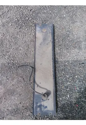 INTERNATIONAL 9400I CAB SKIRT FILLER PANEL