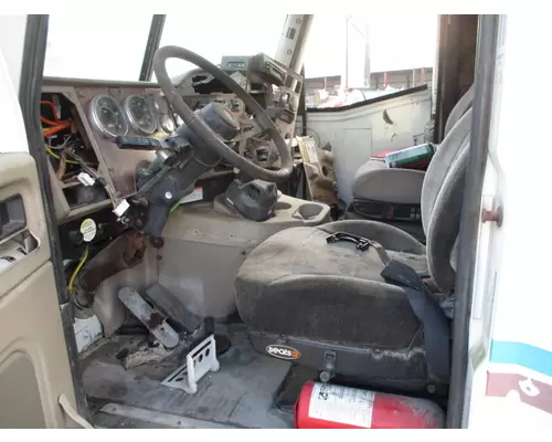 INTERNATIONAL 9400I CAB