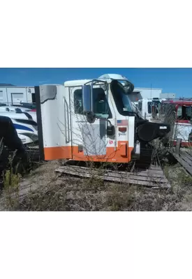 INTERNATIONAL 9400I CAB