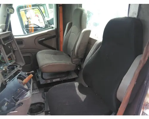 INTERNATIONAL 9400I CAB