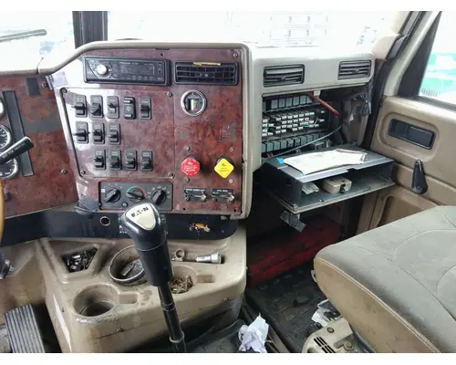 INTERNATIONAL 9400I CAB