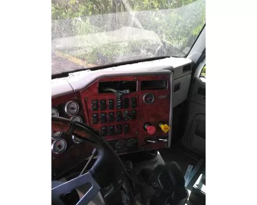 INTERNATIONAL 9400I CAB