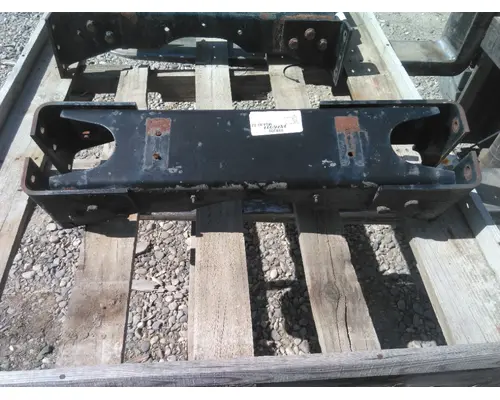 INTERNATIONAL 9400I CROSSMEMBER