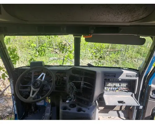 INTERNATIONAL 9400I Cab Mount
