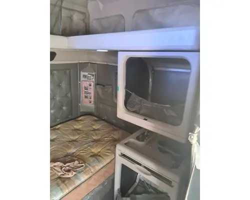 INTERNATIONAL 9400I Cab Mount