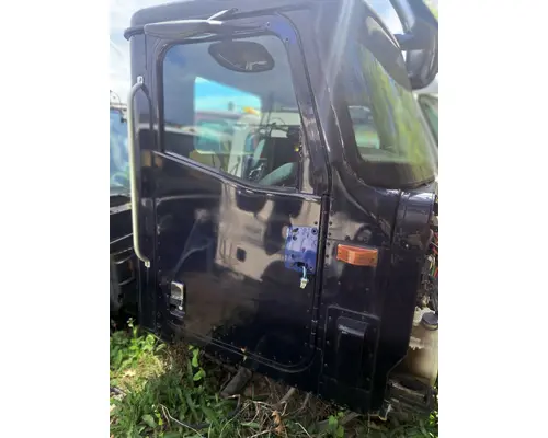 INTERNATIONAL 9400I Cab Mount