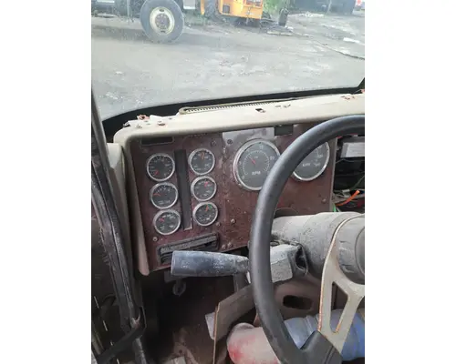 INTERNATIONAL 9400I Cab Mount
