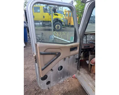 INTERNATIONAL 9400I Cab Mount