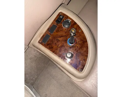 INTERNATIONAL 9400I Cab Mount