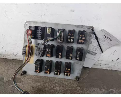 INTERNATIONAL 9400I DASH PANEL