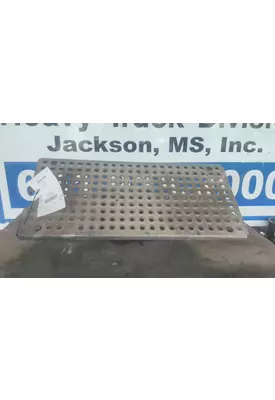 INTERNATIONAL 9400I DECK (CATWALK) STEP