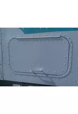 INTERNATIONAL 9400I DOOR, COMPARTMENT