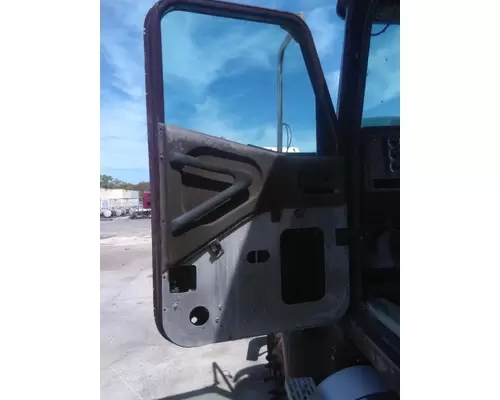 INTERNATIONAL 9400I DOOR ASSEMBLY, FRONT