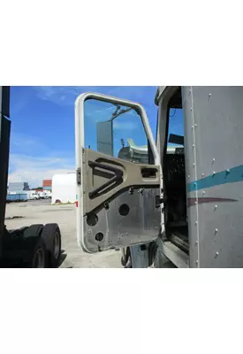 INTERNATIONAL 9400I DOOR ASSEMBLY, FRONT