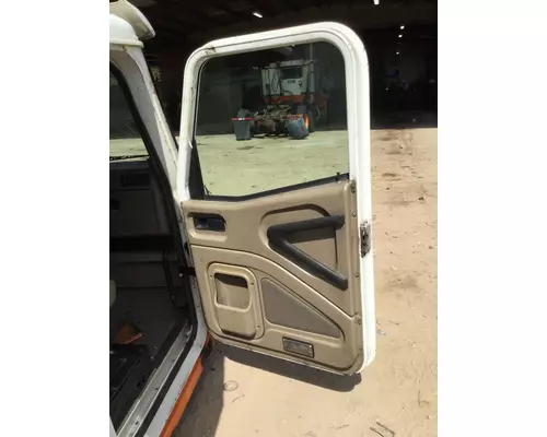 INTERNATIONAL 9400I DOOR ASSEMBLY, FRONT