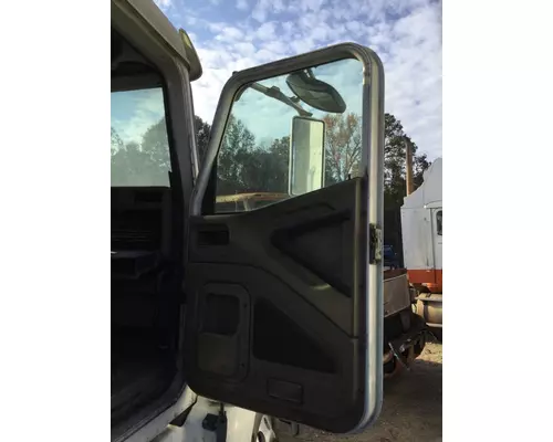 INTERNATIONAL 9400I DOOR ASSEMBLY, FRONT