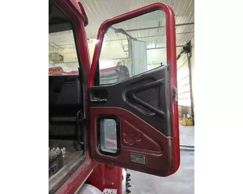 INTERNATIONAL 9400I DOOR ASSEMBLY, FRONT