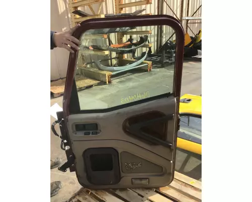 INTERNATIONAL 9400I DOOR ASSEMBLY, FRONT