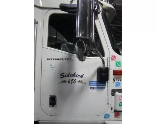 INTERNATIONAL 9400I DOOR ASSEMBLY, FRONT