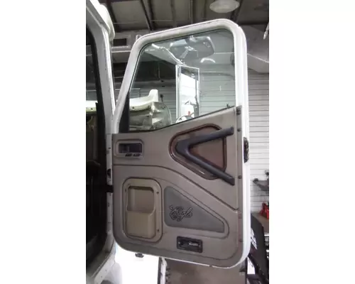 INTERNATIONAL 9400I DOOR ASSEMBLY, FRONT