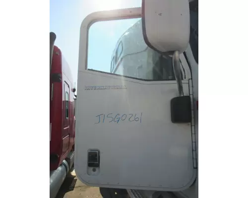 INTERNATIONAL 9400I DOOR ASSEMBLY, FRONT