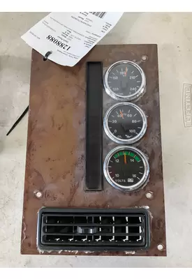 INTERNATIONAL 9400I Dash Panel