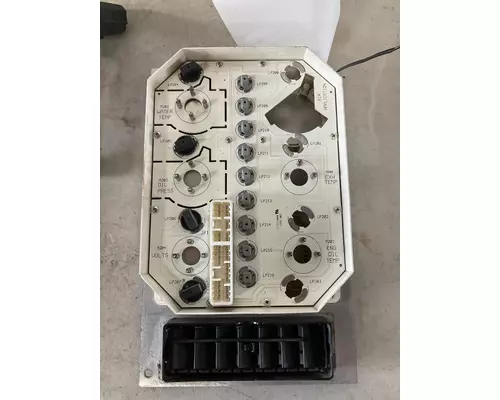 INTERNATIONAL 9400I Dash Panel