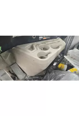 INTERNATIONAL 9400I Doghouse