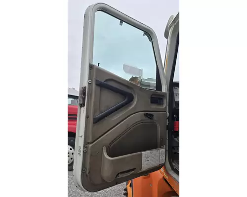 INTERNATIONAL 9400I Door Assembly, Front