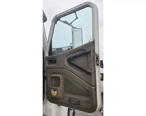 INTERNATIONAL 9400I Door Assembly, Front