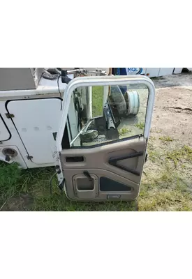 INTERNATIONAL 9400I Door Assembly, Front