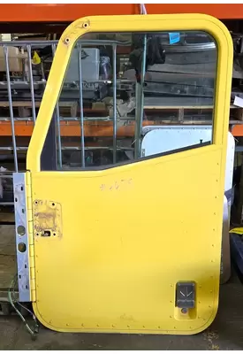 INTERNATIONAL 9400I Door Assembly, Front