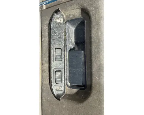 INTERNATIONAL 9400I Door Assembly, Front