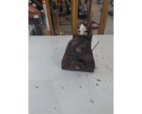 INTERNATIONAL 9400I EXHAUSTMUFFLER BRACKET