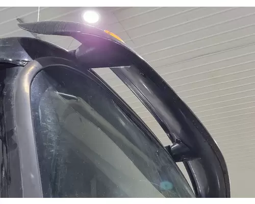 INTERNATIONAL 9400I EXTERIOR SUN VISOR