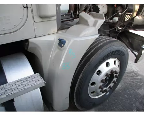 INTERNATIONAL 9400I FENDER EXTENSION