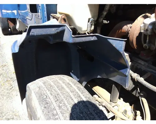 INTERNATIONAL 9400I FENDER EXTENSION