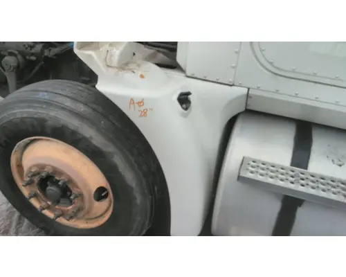 INTERNATIONAL 9400I FENDER EXTENSION