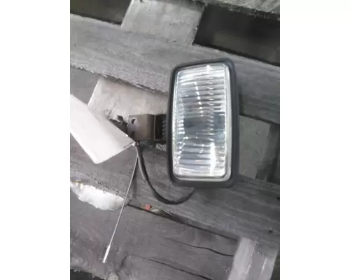 INTERNATIONAL 9400I FOG LIGHT