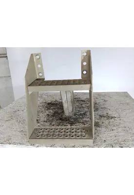 INTERNATIONAL 9400I FRAME STEP