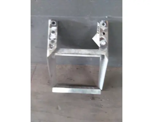 INTERNATIONAL 9400I FRAME STEP