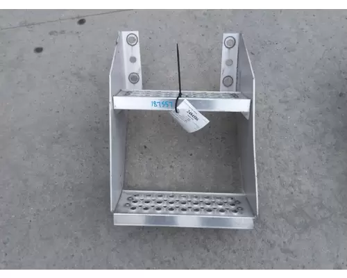 INTERNATIONAL 9400I FRAME STEP
