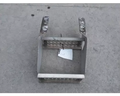 INTERNATIONAL 9400I FRAME STEP