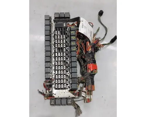 INTERNATIONAL 9400I Fuse Box