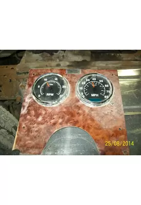 INTERNATIONAL 9400I GAUGE CLUSTER