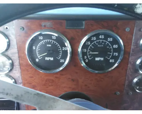 INTERNATIONAL 9400I GAUGE CLUSTER